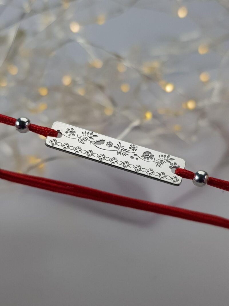 Браслет-красная-нить-серебро-с-индивидуальной-гравировкой-8